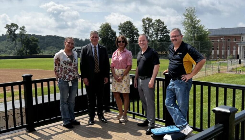 Accesible Viewing Platform Picture